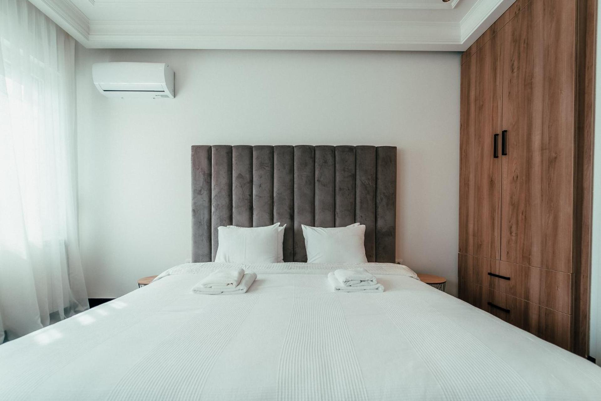 Biarritz Luxury Apartments เบลเกรด ภายนอก รูปภาพ