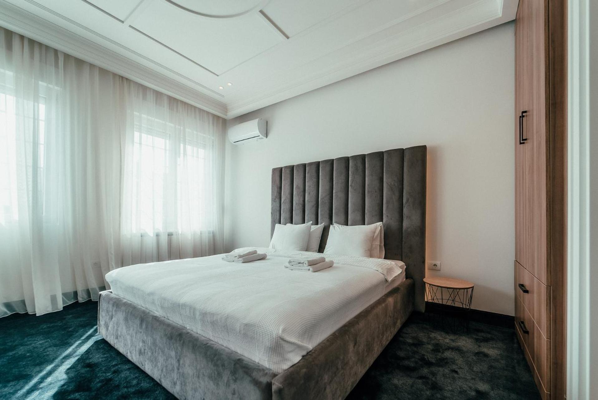 Biarritz Luxury Apartments เบลเกรด ภายนอก รูปภาพ